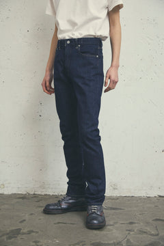 HELVETICA ONE WASH