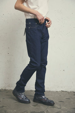 HELVETICA ONE WASH