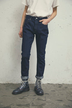 HELVETICA ONE WASH