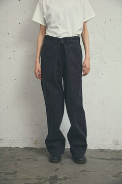 BIG TUCK DENIM TROUSER BLACK
