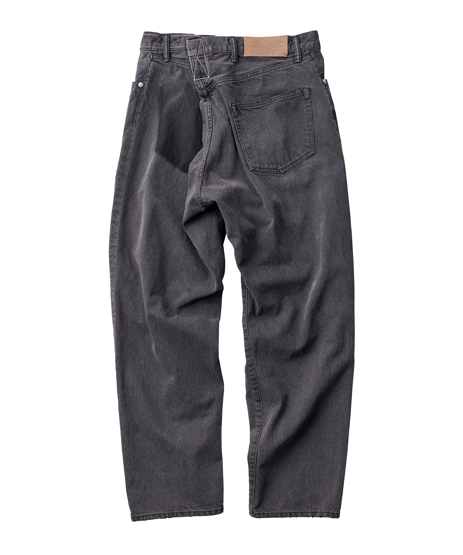 バックスタイルが特徴的ですkuro デニム　crossed Denim pants