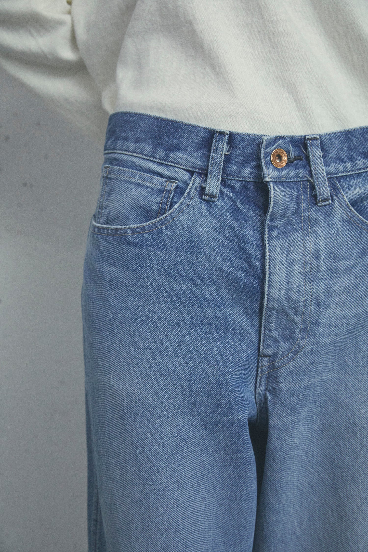 SPLIT PANEL JEANS WASH 002