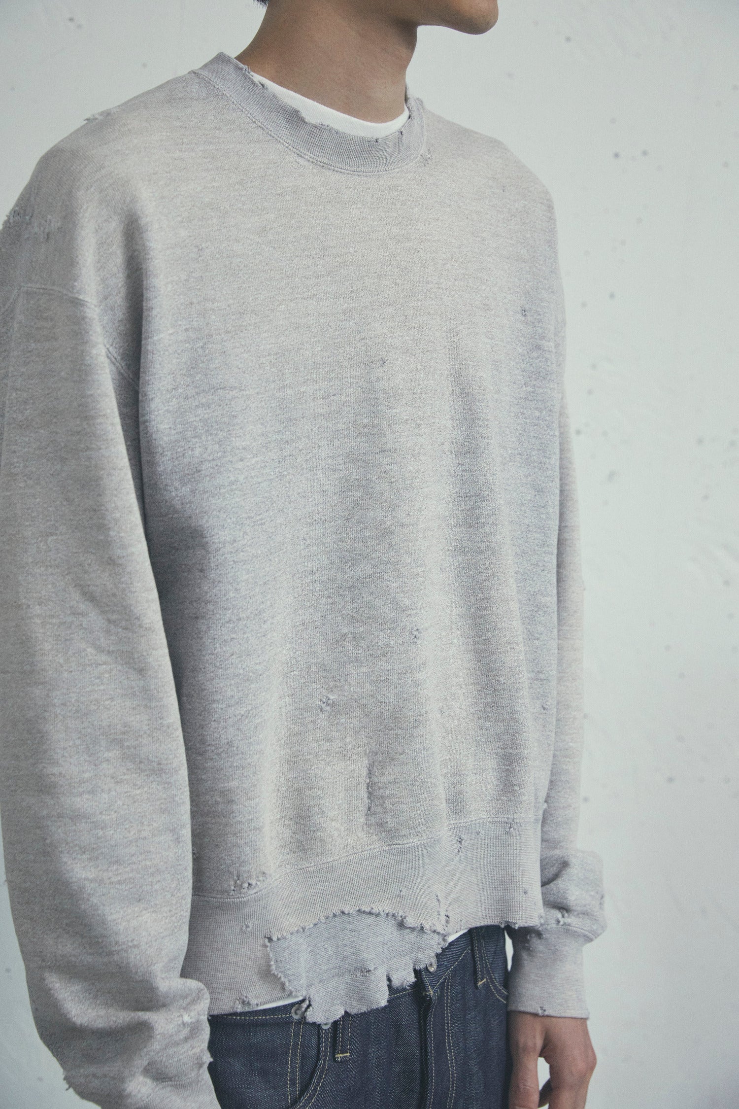 MORE DAMAGE CREW NECK SWEAT