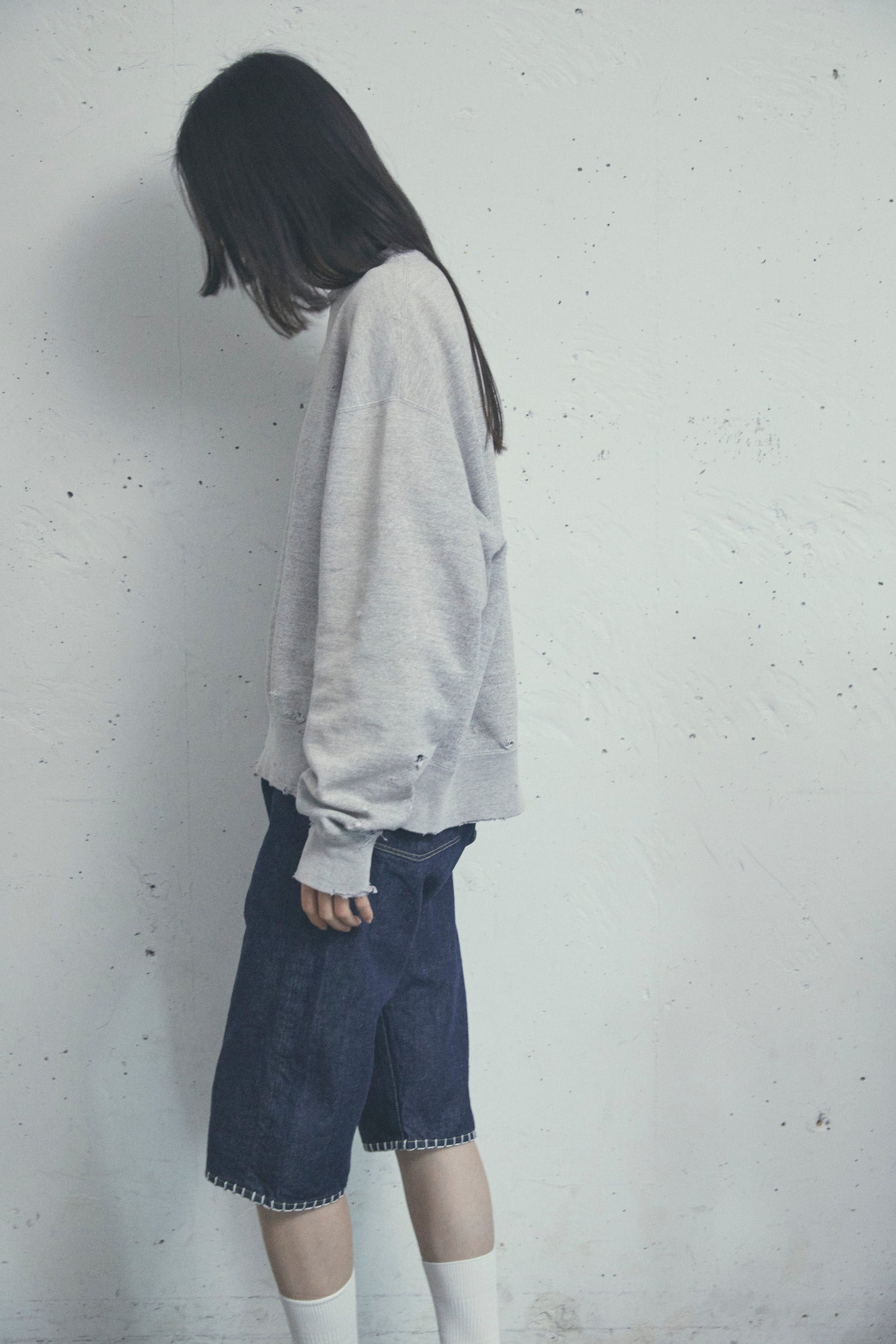 MORE DAMAGE CREW NECK SWEAT