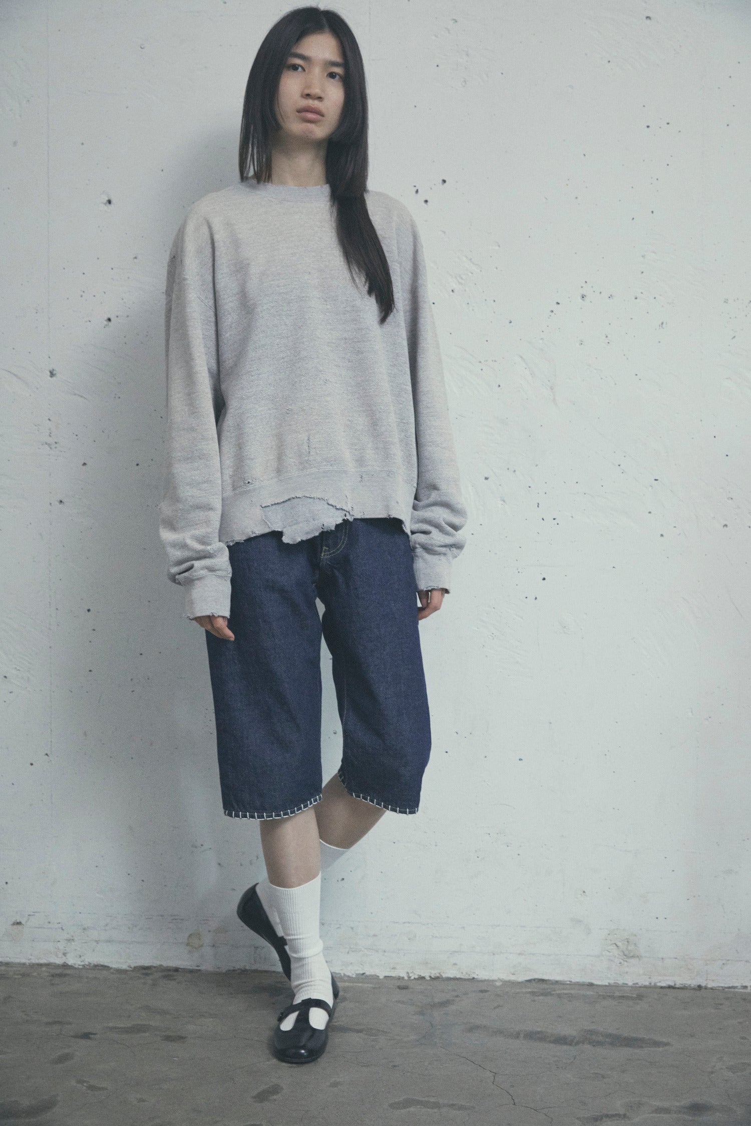 MORE DAMAGE CREW NECK SWEAT