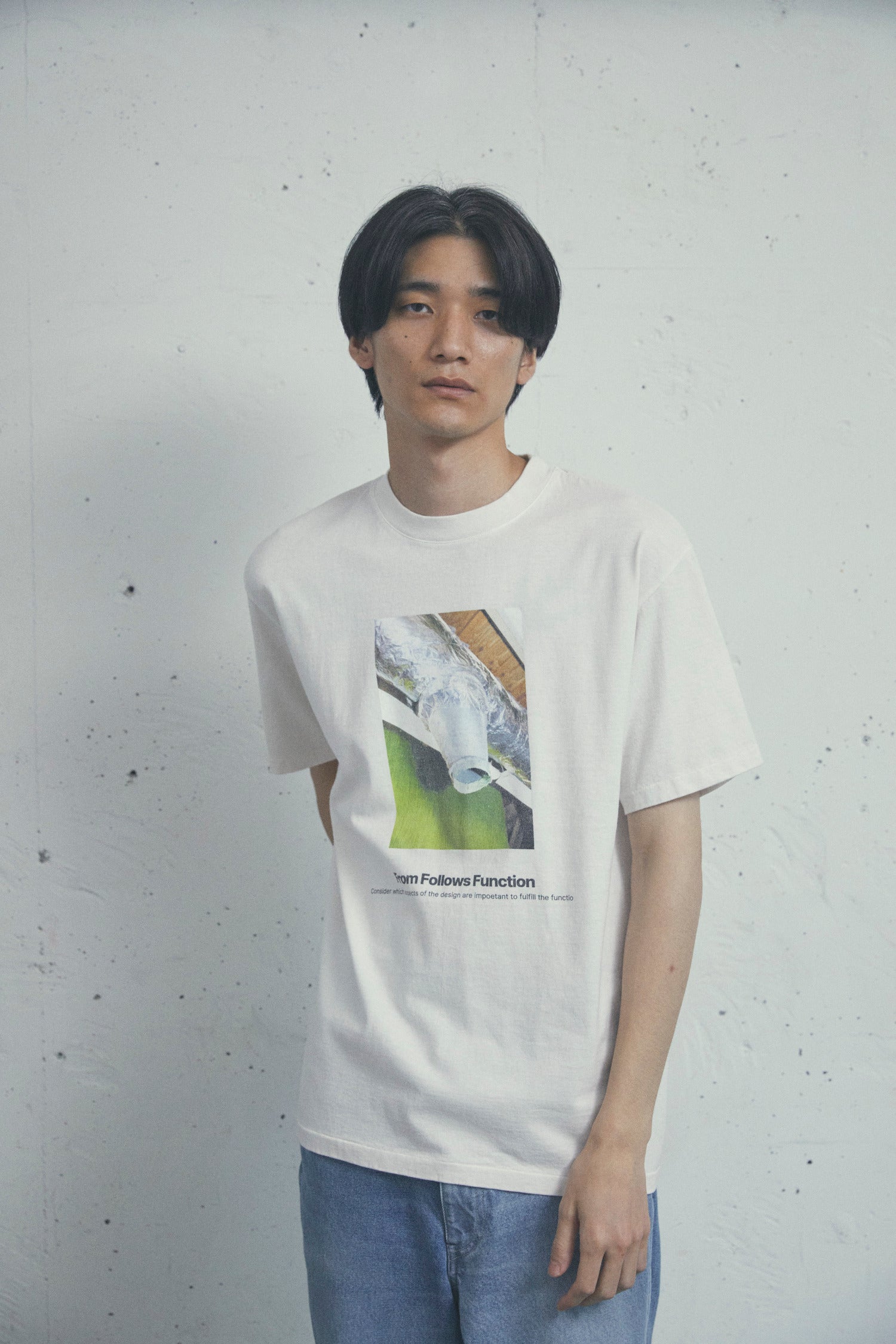 17/-ROUND SHAPE DYED TEE "From Follows Function"