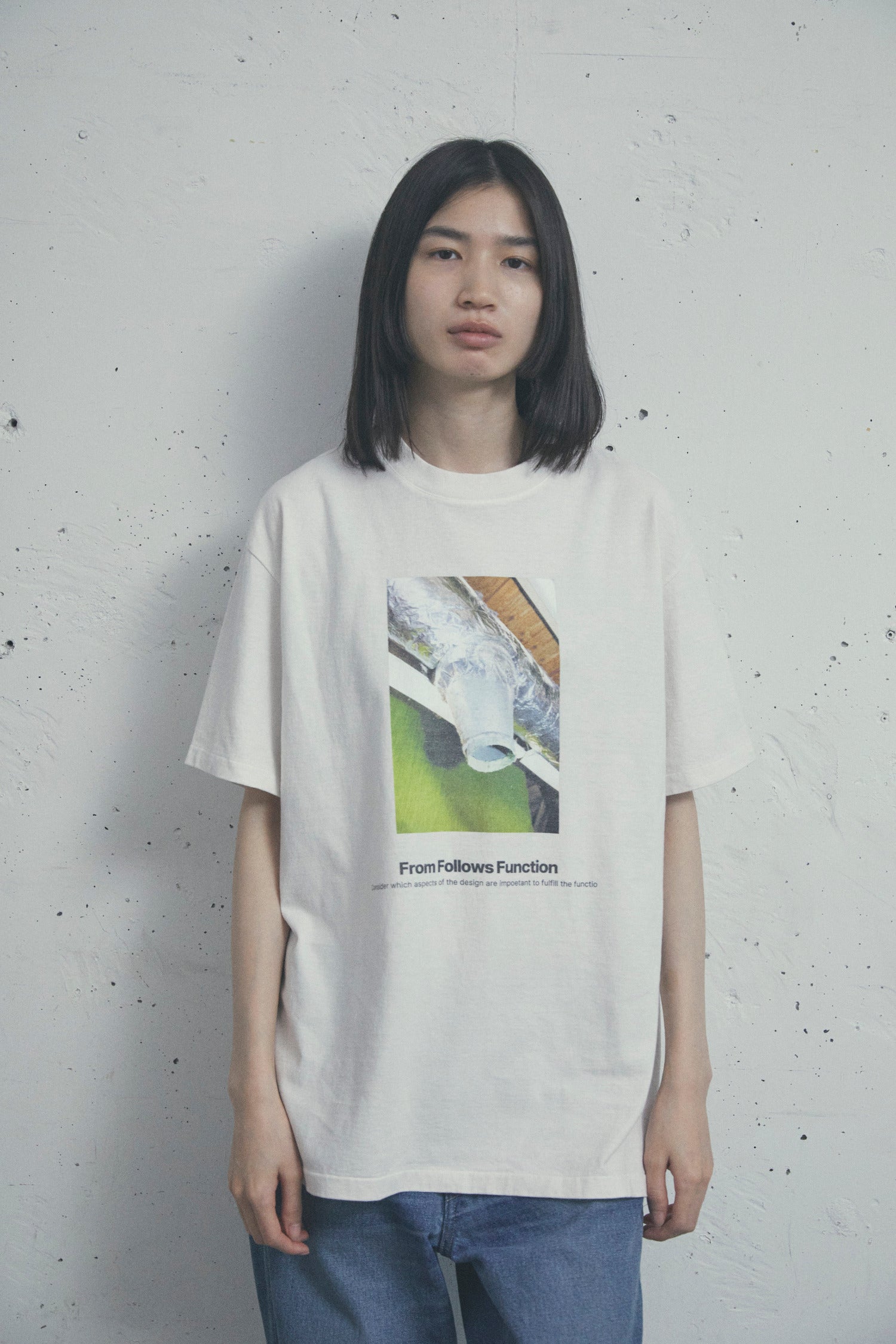 17/-ROUND SHAPE DYED TEE "From Follows Function"
