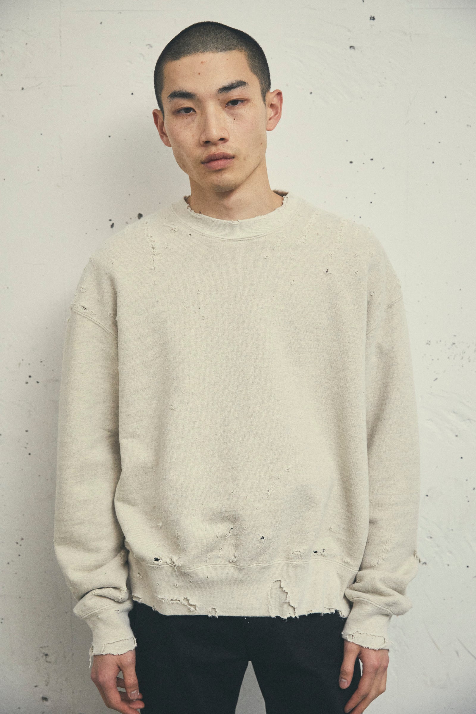 MORE DAMAGE CREW NECK SWEAT