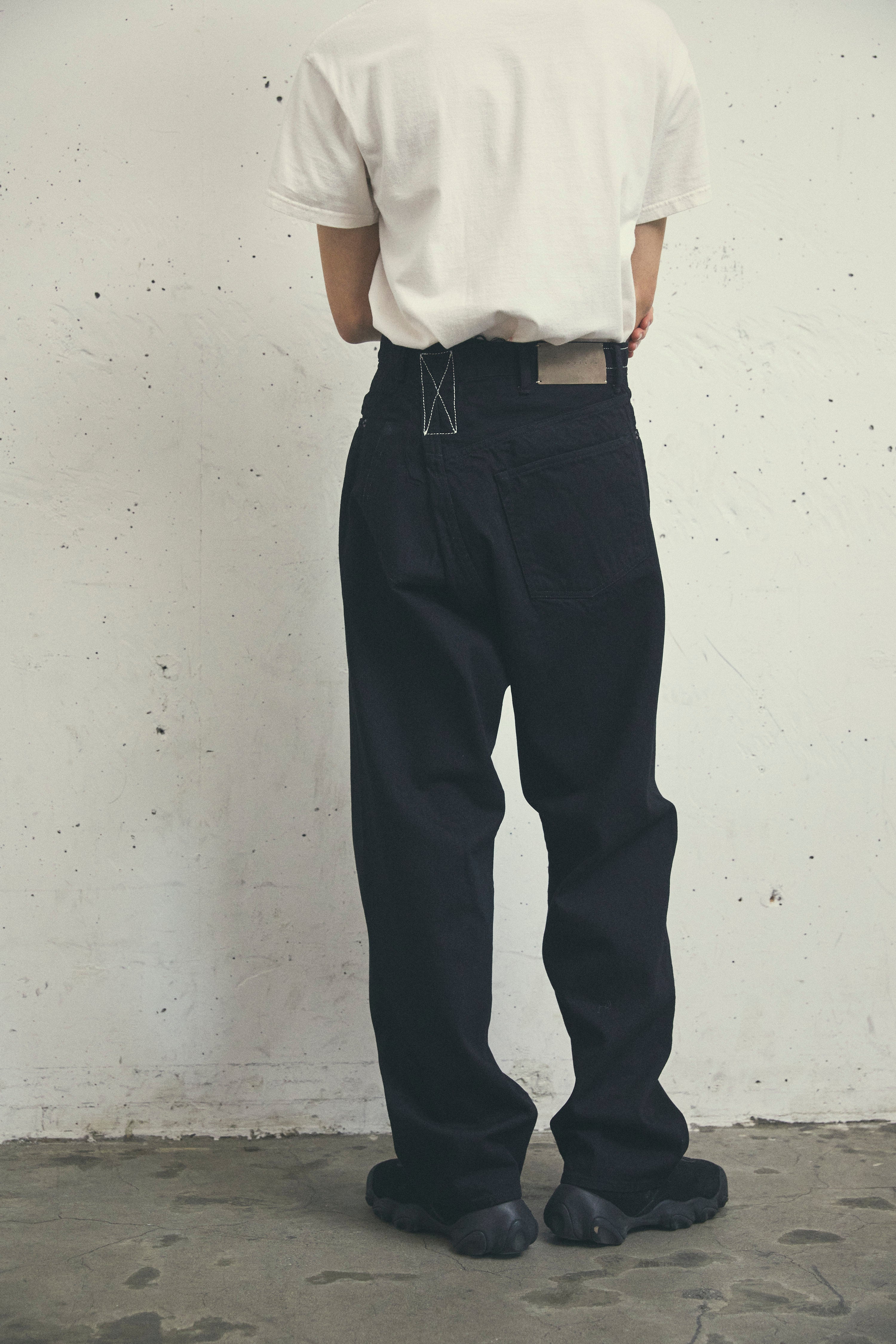 KURO | セルヴィッジクロスデニムパンツ ブラック | ワイドデニム・日本製