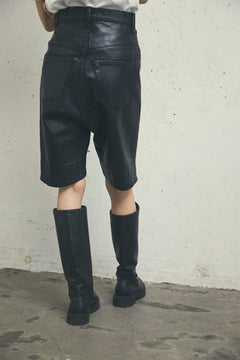 COATED DENIM SHORTS -MONSTER STRETCH-
