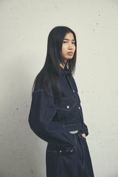 SELVEDGE CROPPED TRUCKER JACKET INDIGO