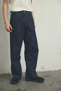 THREE DIMENSIONAL CUTTING DENIM