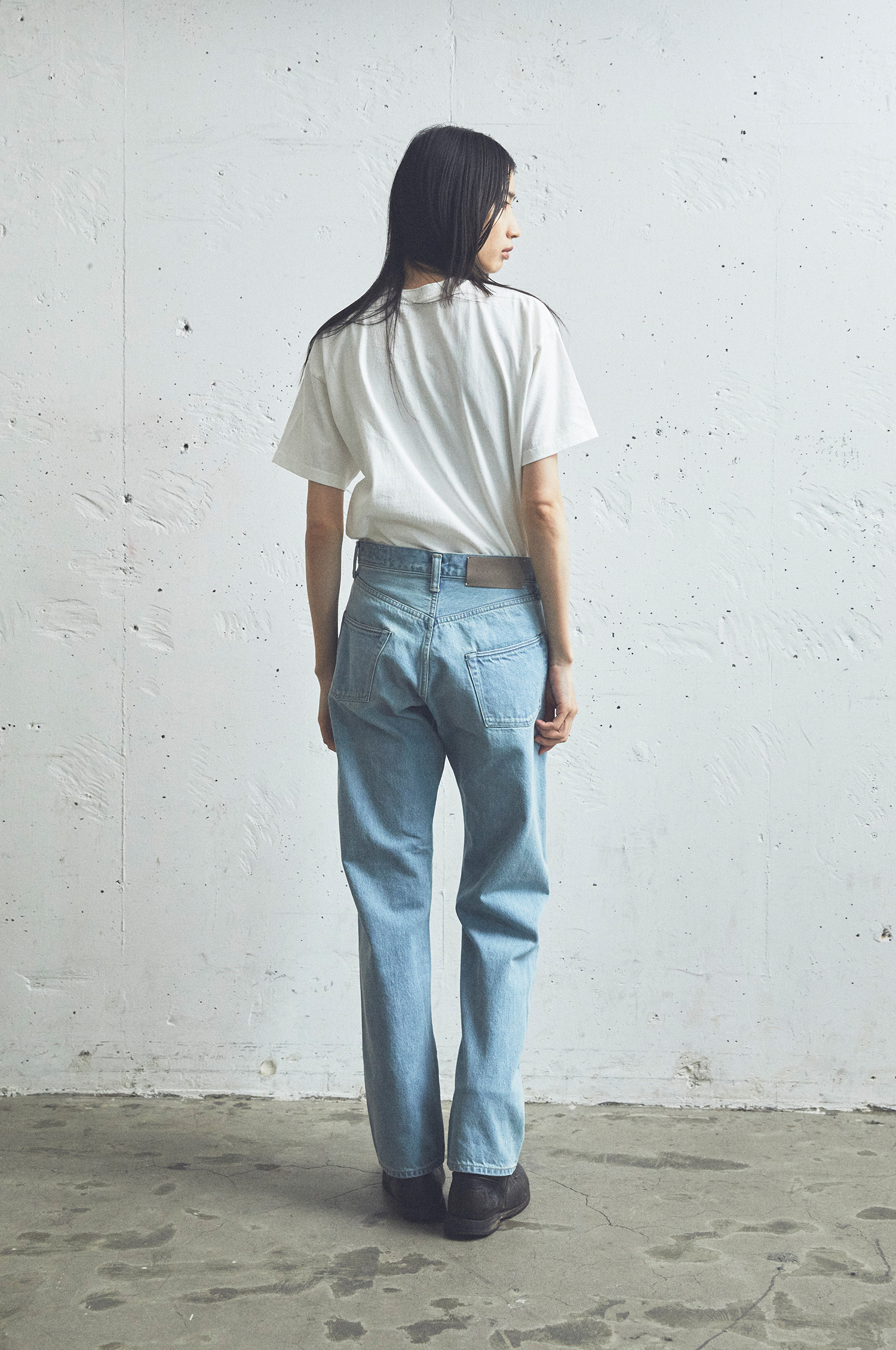 KURO | CARVER 002 セルビッジ ストレート デニムパンツ 日本製