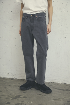 AULICK BLACK001
