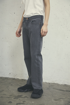 AULICK BLACK001