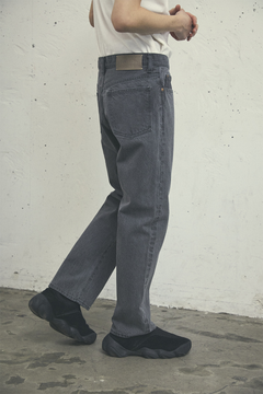 AULICK BLACK001