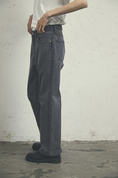 AULICK BLACK001