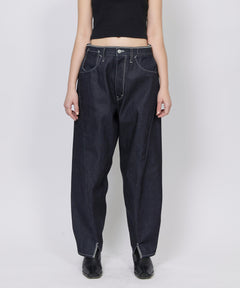 3D HEM CROSSED PANTS