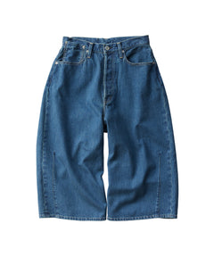 WIDE SPREAD CROPPED SHORTS