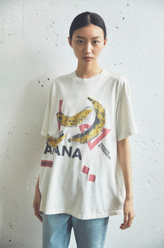 17/- ROUND SHAPE S/S TEE -BANANA-