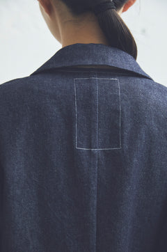 HALF-BUILT BLOUSON