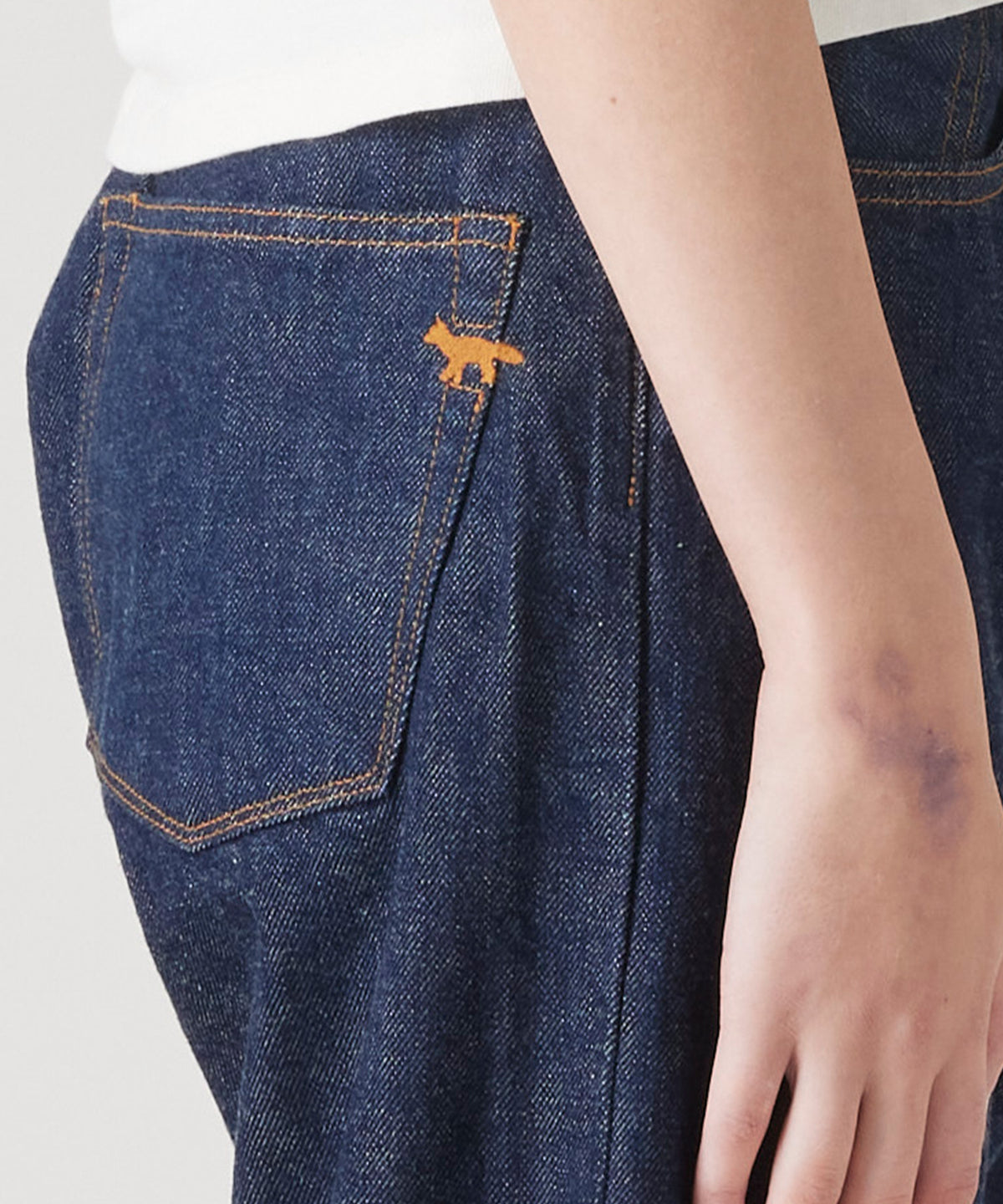 MAISON KITSUNÉ X KURO SELVEDGE DENIM PANTS