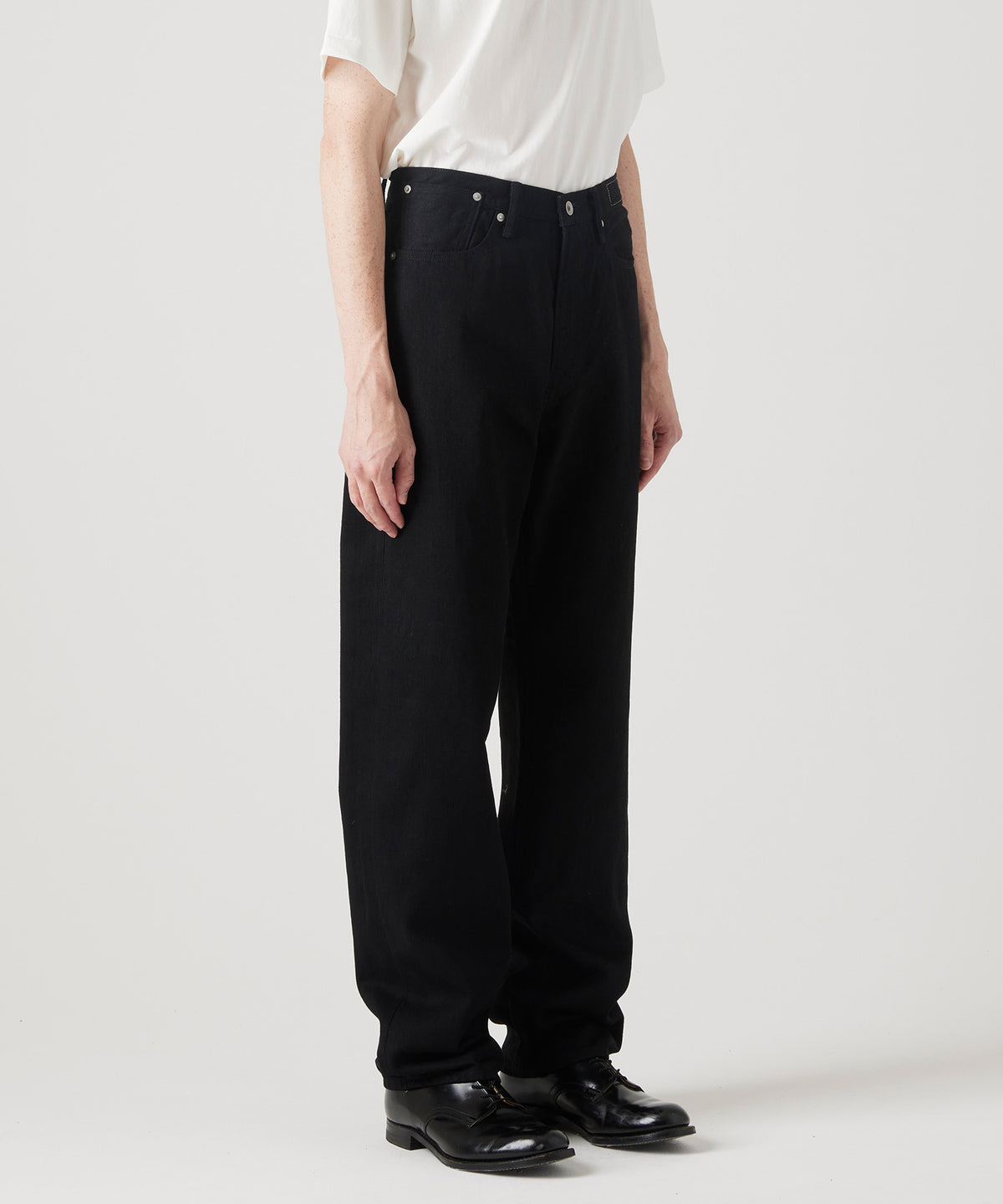MAISON KITSUNÉ X KURO SELVEDGE DENIM PANTS
