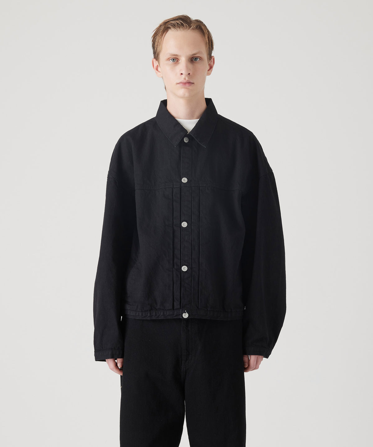 DENSE BLACK ONE WASH