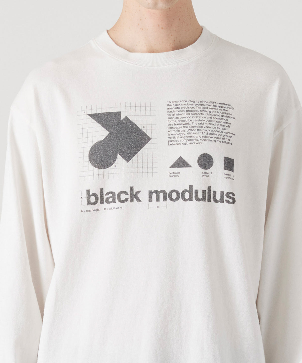17/- ROUND SHAPE DYED L/S TEE "Black Modulus"