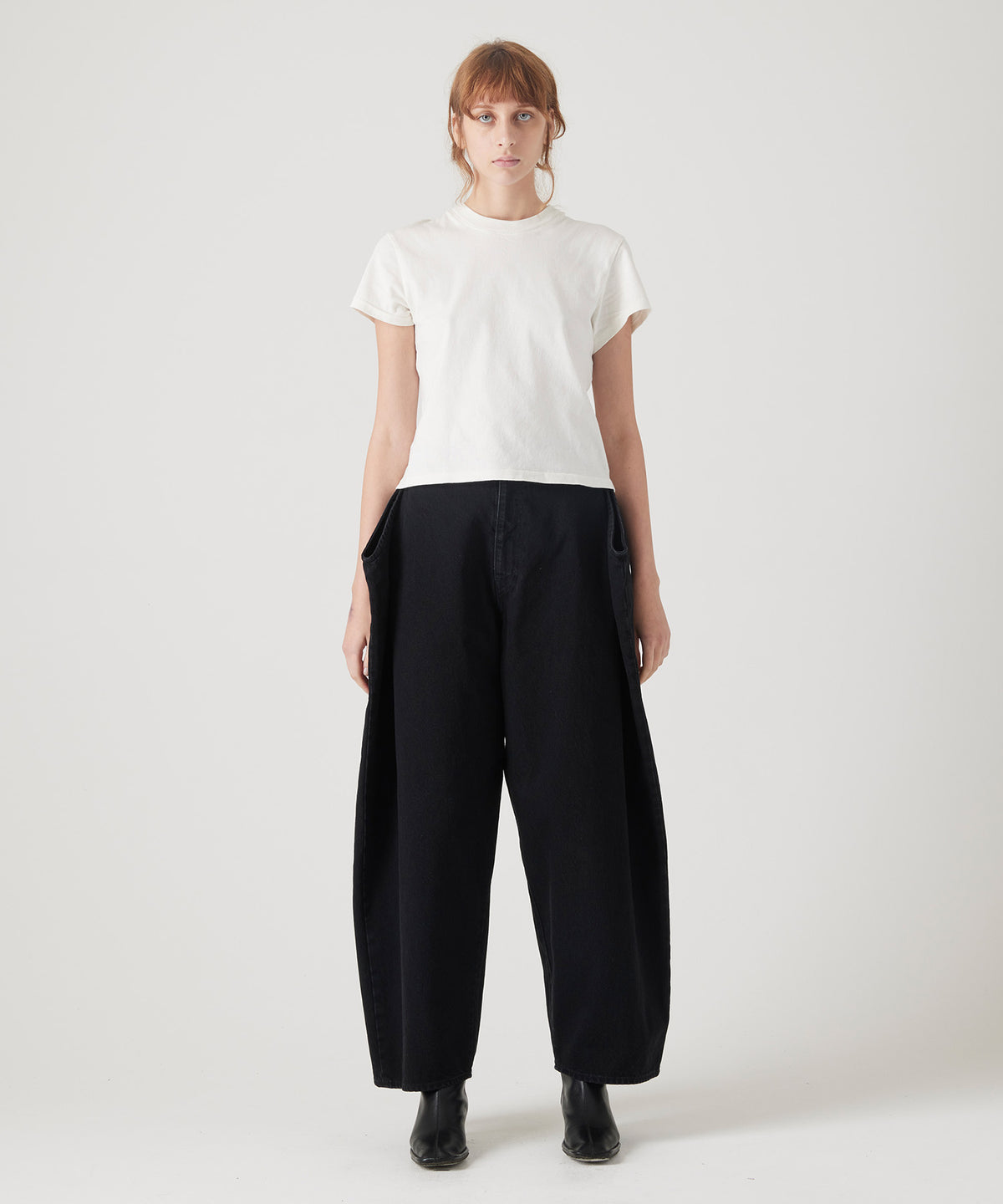 PAPER FOLDING TAPERED DENIM PANTS FADED BLACK