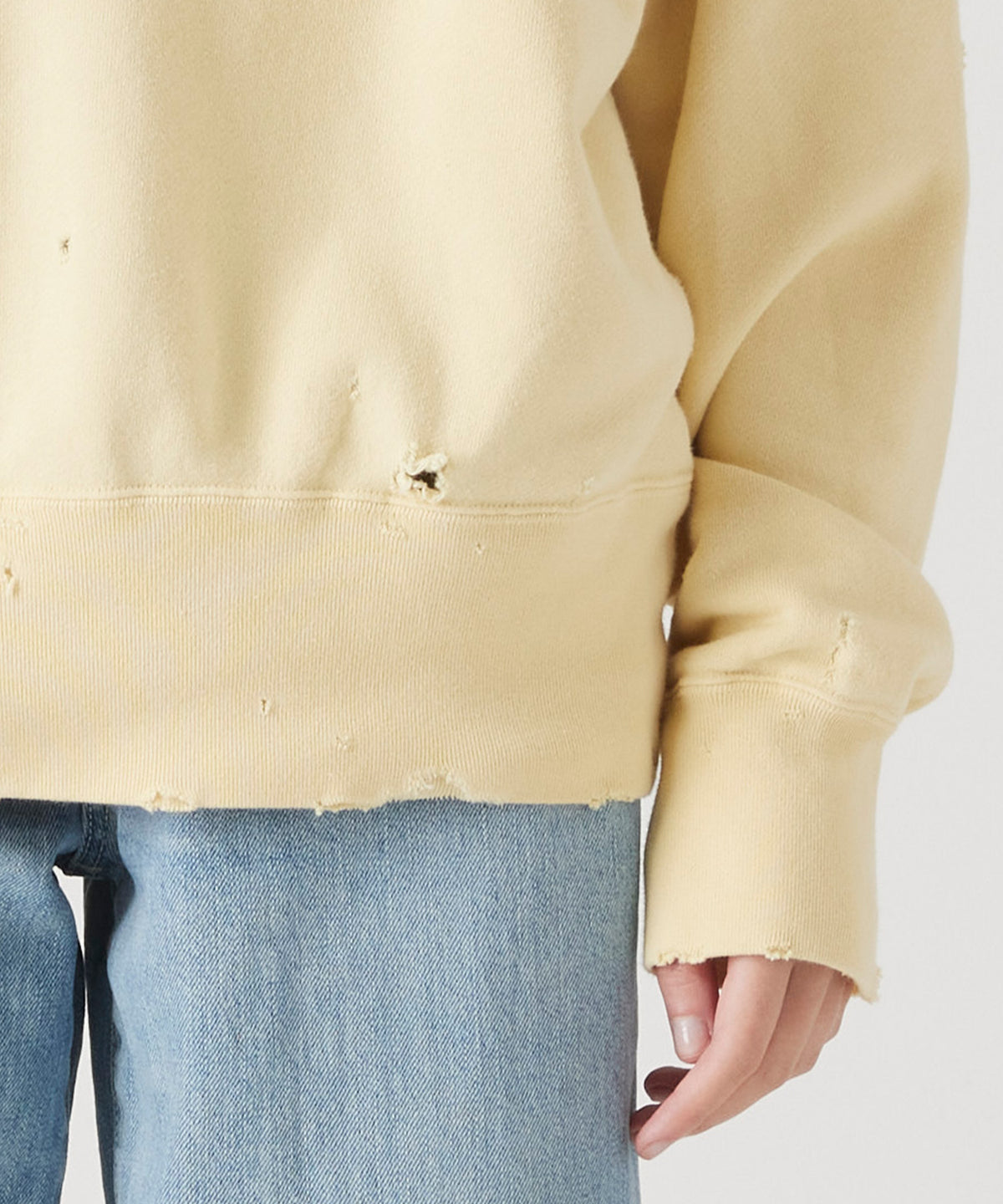 MORE DAMAGE WASHED CREW NECK SWEAT